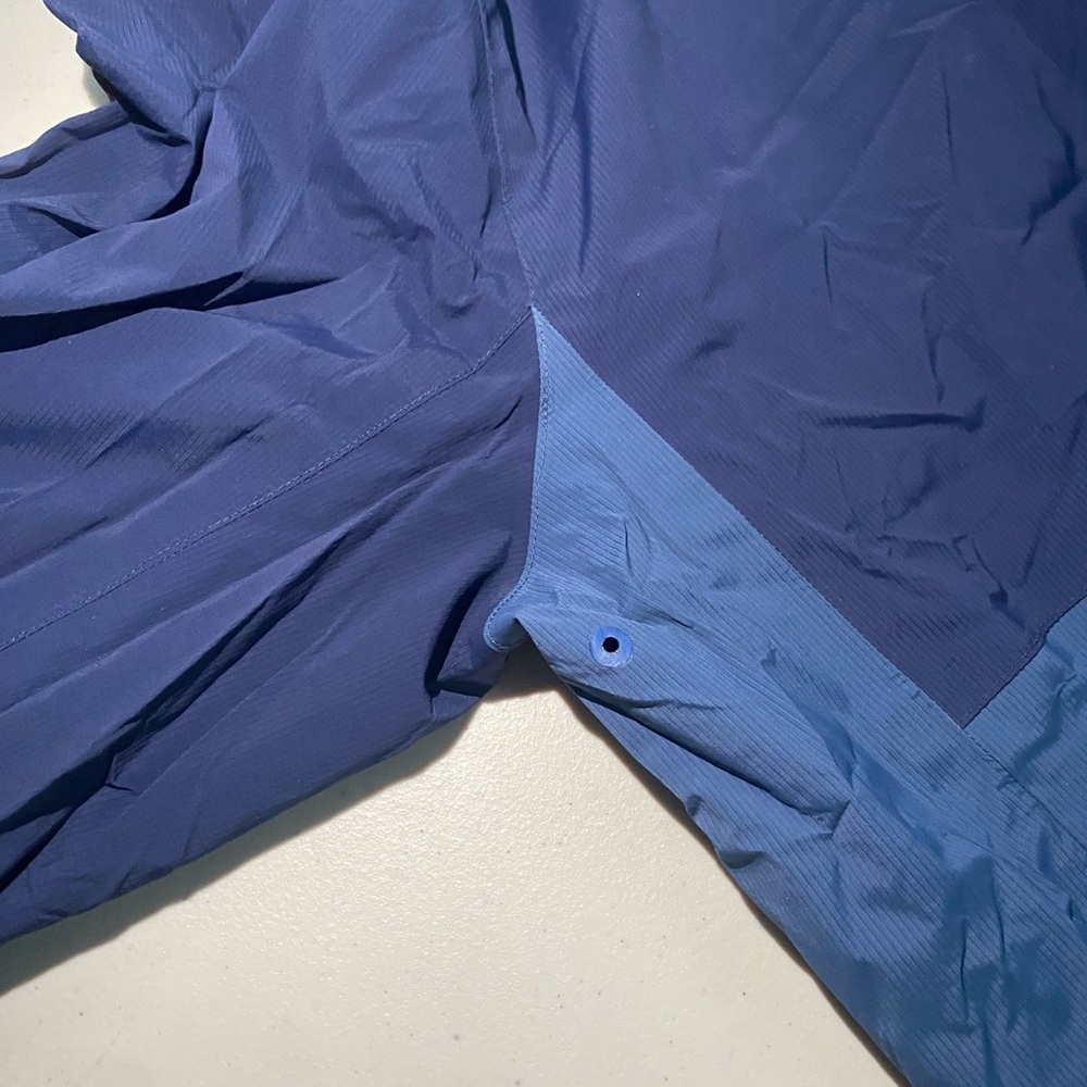 Vineyard Vines Two-tone Blue performance Rain Tec… - image 5